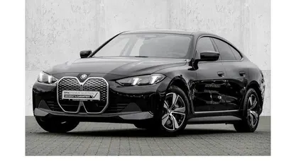 Usata BMW i4 Comfort Edition 210 kW (286 CV) 2025 Nero Berlina