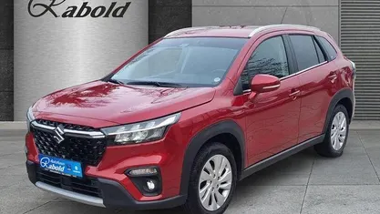 Energetic red pearl (rot) Gebraucht 2022 Suzuki SX4 S-Cross Comfort Limousine | 22.990 € (Fairer Preis)