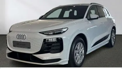 Neu Audi Q6 e-tron Performance 225 kW (306 PS) 2026 Gletscherweiß SUV