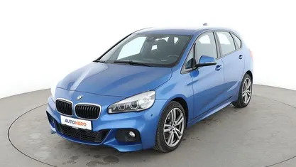 Blau Gebraucht 2017 BMW 225 Active Tourer M Sport Van / Kleinbus | 19.890 € (Fairer Preis)