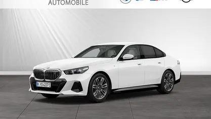 Gebraucht BMW i5 M Sport 250 kW (340 PS) 2025 Alpinweiss uni Limousine