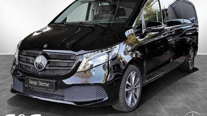 Obsidianschwarz Gebraucht 2024 Mercedes V300 Avantgarde Van / Kleinbus | 62.970 € (Guter Preis)