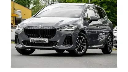 Gebraucht BMW 223 Active Tourer M Sport 218 PS (160 kW) 2025 Grau Van / Kleinbus