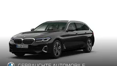 Schwarz Gebraucht 2022 BMW 520 Luxury Line Kombi | 32.798 € (Fairer Preis)