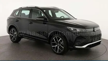 Nightshadeblue metallic Neu 2025 VW Tiguan R-line SUV | 51.995 € (Fairer Preis)