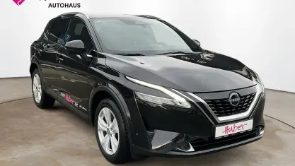 Gebraucht Nissan Qashqai Tekna 190 PS (139 kW) 2023 Black metallic SUV