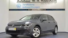Gebraucht 2020 VW Golf VIII Life Limousine | 15.930 € (Fairer Preis)
