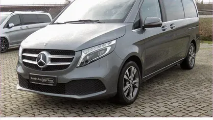 Gebraucht Mercedes V300 Avantgarde 237 PS (174 kW) 2021 Selenitgrau Van / Kleinbus
