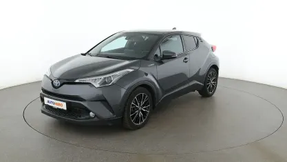 Używany Toyota C-HR Team 122 KM (89 kW) 2018 Szary SUV