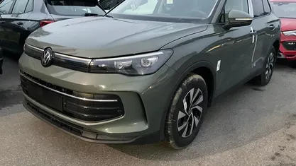 Gebraucht VW Tiguan Life 150 PS (110 kW) 2025 SUV