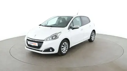 Gebraucht Peugeot 208 Signature Sky 2019 Weiß Kleinwagen