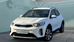 Weiß Gebraucht 2021 Kia Stonic SUV | 17.750 € (Guter Preis)