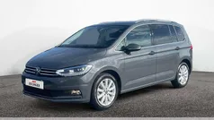 Grau Gebraucht 2025 VW Touran Highline Van / Kleinbus | 36.944 € (Fairer Preis)