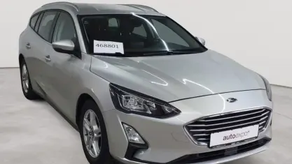 Używany Ford Focus Cool & Connect 120 KM (88 kW) 2020 Srebrny Kombi