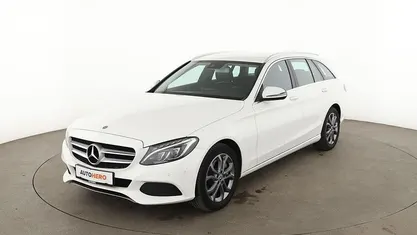 Weiß Gebraucht 2018 Mercedes C300 Avantgarde Kombi | 21.780 € (Guter Preis)