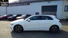Weiß Gebraucht 2024 Mercedes A180 Advanced Limousine | 29.950 € (Fairer Preis)