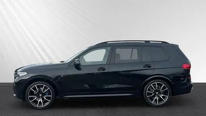 Gebraucht BMW X7 M Sport 340 PS (250 kW) 2022 Schwarz SUV