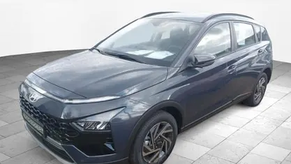 Neu Hyundai Bayon Trend 101 PS (74 kW) 2025 Grau SUV