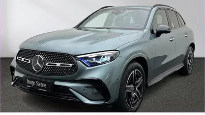 Grau Gebraucht 2025 Mercedes GLC300 AMG SUV | 59.900 € (Guter Preis)