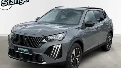Używany Peugeot 2008 Allure 131 KM (96 kW) 2024 Szary SUV