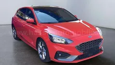 Rot Gebraucht 2020 Ford Focus ST Limousine | 16.999 € (Guter Preis)