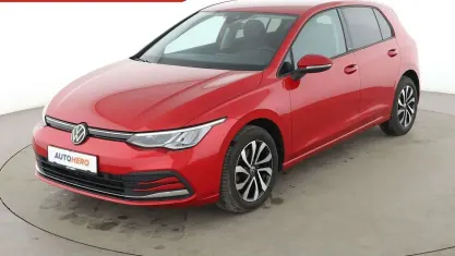 Gebraucht VW Golf VIII Active 116 PS (85 kW) 2022 Rot Limousine