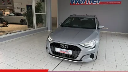 Gebraucht Audi A3 Ambiente 150 PS (110 kW) 2021 Florettsilber metallic Limousine
