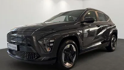 Gebraucht Hyundai Kona Advantage 114 kW (156 PS) 2024 Purple (ecotronic grey / mic) SUV