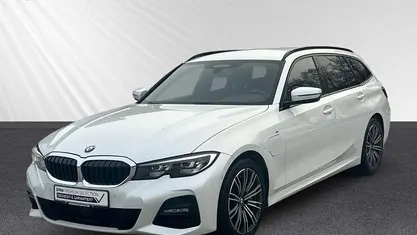 Gebraucht BMW 330e M Sport 184 PS (135 kW) 2020 Kombi