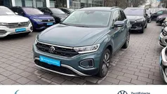 Gebraucht 2023 VW T-Roc Move SUV | 30.498 € (Fairer Preis)