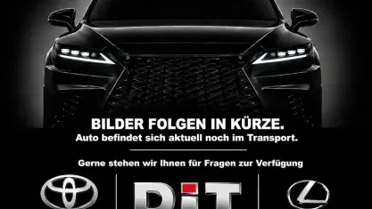 Gebraucht Toyota Yaris Trend 99 PS (72 kW) 2013 Weiss Kleinwagen
