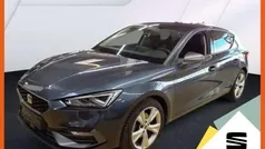 Magnetic grau Gebraucht 2024 Seat Leon FR-Line Limousine | 28.988 € (Fairer Preis)