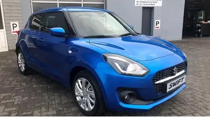 Gebraucht Suzuki Swift Comfort 83 PS (61 kW) 2023 Blau Kleinwagen