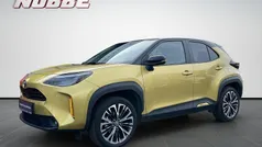 Gold Gebraucht 2022 Toyota Yaris Cross Elegant SUV | 23.490 € (Fairer Preis)
