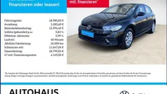 Schwarz (deep black perleffekt) Gebraucht 2024 VW Polo Life Limousine | 18.980 € (Fairer Preis)