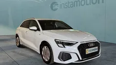 Weiß Gebraucht 2024 Audi A3 Sportback S-Line Limousine | 37.020 € (Guter Preis)