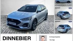 Silber (metallic) Gebraucht 2024 Ford Focus ST-Line X Kombi | 19.880 € (Guter Preis)
