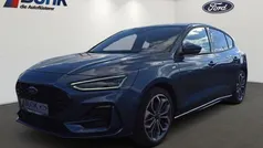 Gebraucht 2023 Ford Focus ST-Line Limousine | 21.700 € (Guter Preis)