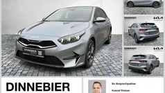 Silber (metallic) Neu 2025 Kia Ceed Limousine | 25.775 € (Fairer Preis)
