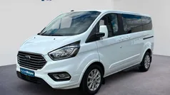 Weiß (frost weiß) Gebraucht 2023 Ford Tourneo Custom Titanium Van | 43.990 € (Guter Preis)