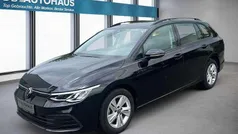 Gebraucht 2023 VW Golf VIII Life Kombi | 20.560 € (Fairer Preis)