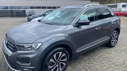 Gebraucht VW T-Roc 150 PS (110 kW) 2021 Indiumgrau metallic SUV