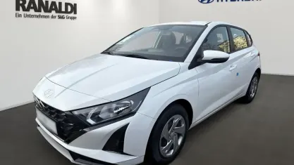Neu Hyundai i20 Trend 101 PS (74 kW) 2025 Blau Kleinwagen