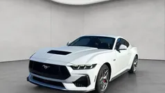 Oxford white Neu 2025 Ford Mustang GT Fastback Coupé | 56.489 € (Superpreis)