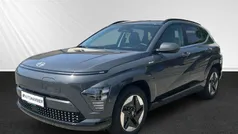 Grau Gebraucht 2023 Hyundai Kona Prime SUV | 34.980 € (Guter Preis)