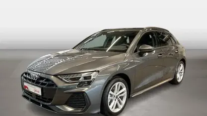 Gebraucht Audi A3 S-Line 116 PS (85 kW) 2025 Daytonagrau perleffekt Limousine