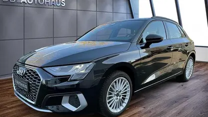 Gebraucht Audi A3 Advanced Plus 150 PS (110 kW) 2024 Schwarz Limousine