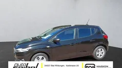 Schwarz Gebraucht 2024 Dacia Sandero Essentiel Kleinwagen | 15.690 € (Guter Preis)