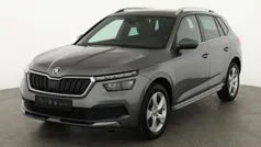Graphite grau metallic Gebraucht 2023 Skoda Kamiq Style SUV | 23.445 € (Fairer Preis)