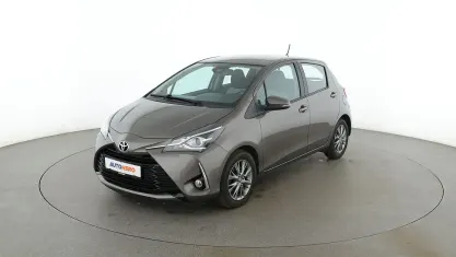 Gebraucht Toyota Yaris Comfort 112 PS (82 kW) 2017 Gold Limousine